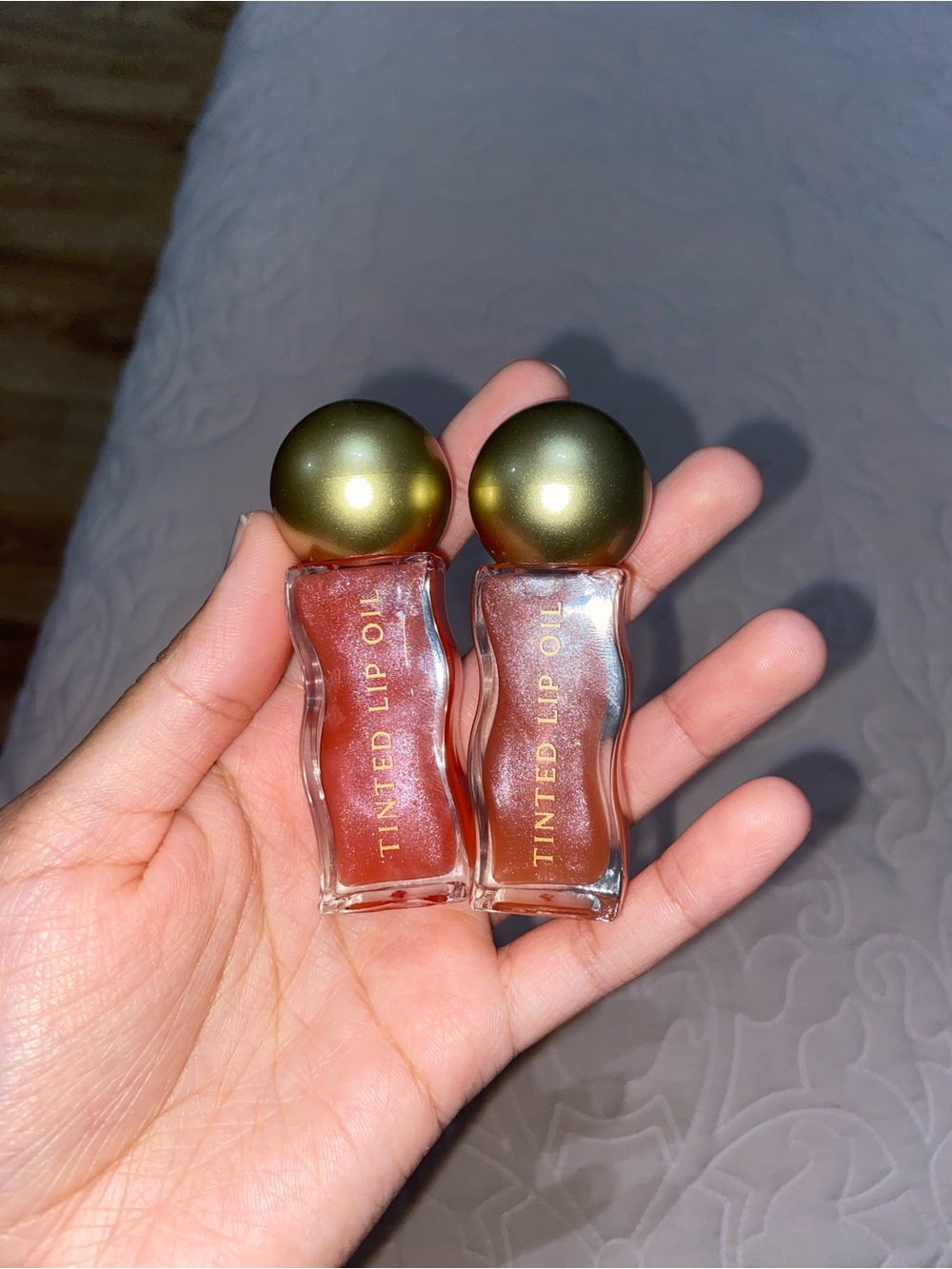 Bundle of 2 Tinted Lip Oils Shimmering Pinky and Bronze Shades New